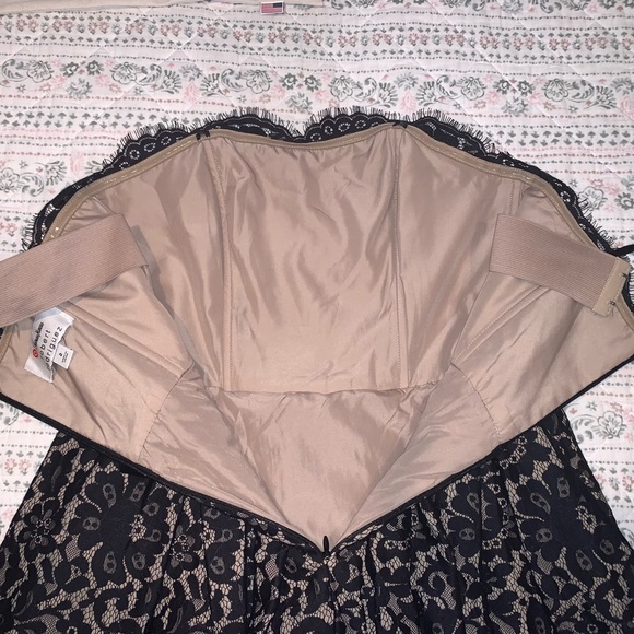 Robert Rodriguez Neiman Marcus +
Target Fit-and-Flare Dress
Size 2 - Picture 10 of 14